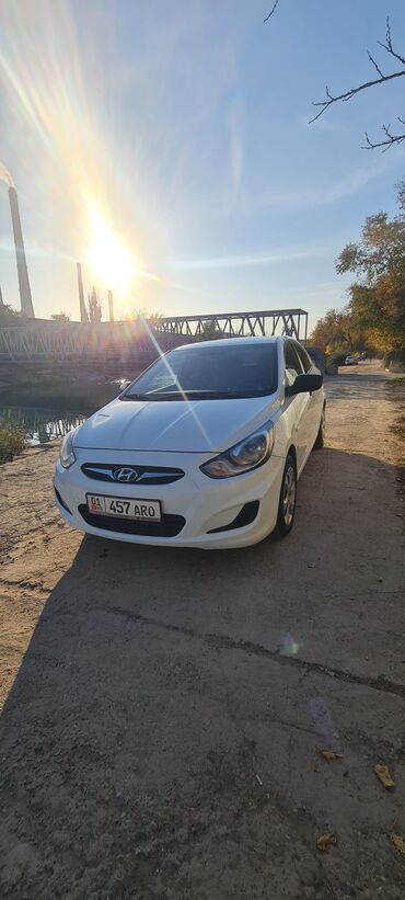 Hyundai: Hyundai Accent: 2014 г., 1.4 л, Автомат, Бензин, Седан