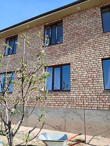 Продажа коттеджей и домов: Г Чолпоната рн иподром продаётся 🏠 2 этажный кирпичный дом 220кв — 22