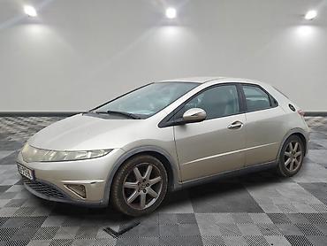 Honda Civic 5D (хэтчбек, поколение 8) - Кузов: 5‑дверный хэтчбек