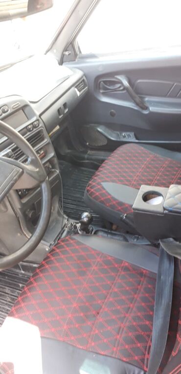 VAZ (LADA): VAZ (LADA) 21099: 1.5 l | 2001 il Sedan — 6