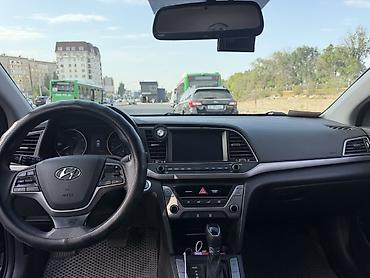 yang up: Hyundai Avante: 2018 г., 1.6 л, Автомат, Бензин — 7