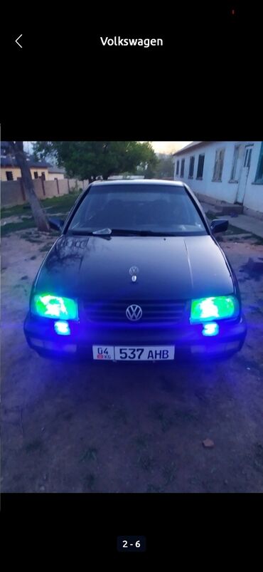 Volkswagen: Volkswagen Vento: 1996 г., 2 л, Механика, Бензин, Седан