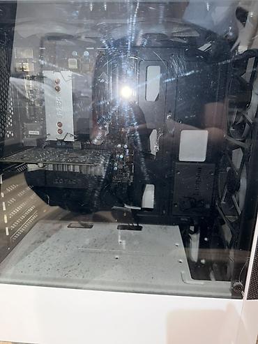android manitorlar: Ağ rəngli ARGB işıqlandırmalı oyun/ofis stolüstü kompüter (şüşə yan — 1