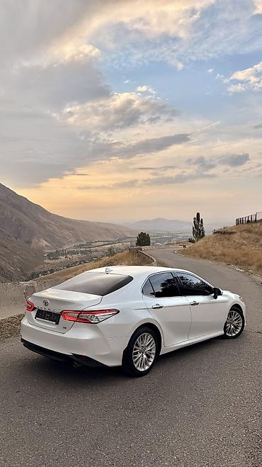 corolla 2018: Toyota Camry: 2018 г., 3.5 л, Автомат, Бензин, Седан — 4