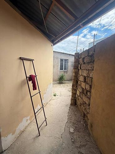 Həyət evləri və villalar: 3 otaqlı, 88 kv. m, Təmirsiz — 1