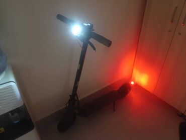 Yeni Elektrik samokat ≤ 5", ≤ 250 Vt, 26 - 35 km/s, Ödənişli çatdırılma