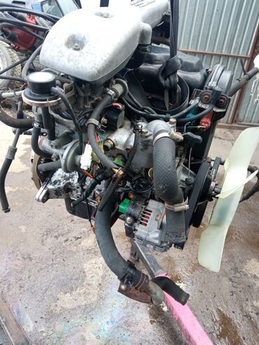 Двигатели, моторы и ГБЦ: Бензиновый мотор Suzuki 1.6 л, Б/у, Оригинал, Германия — 2