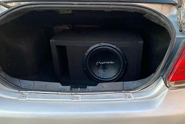 lg kalonka: Salam.Pioneer Basavik satilir 1400 Wat 400 rms Labribt Qutu Qarsigdi — 2
