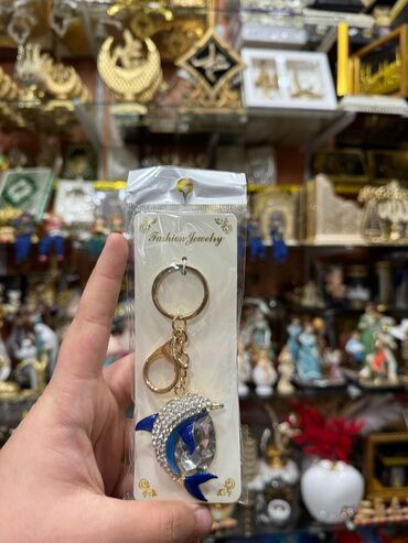 Breloklar: Milli Brloklar 3azn Xrustal Qaşlı dəmir Brloklar 9azn. Gözəl rəngli -da lalafo.az — 5 Breloklar: Milli Brloklar 3azn Xrustal Qaşlı dəmir Brloklar 9azn. Gözəl rəngli — 5