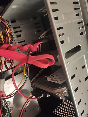 Masaüstü kompüterlər və iş stansiyaları: Xüsusiyyətləri: Ana plata-Asrock H61M-VG3 DDR3 Processor-Intel Core i3 — 9