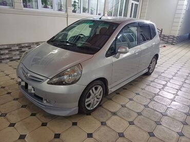 Honda: Honda Fit: 2003 г., 1.5 л, Вариатор, Бензин, Хэтчбэк