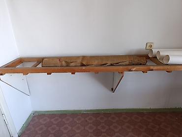 Полки из дерева, журнальный столик, диван раскладной, стол с at lalafo.kg Полки из дерева, журнальный столик, диван раскладной, стол с