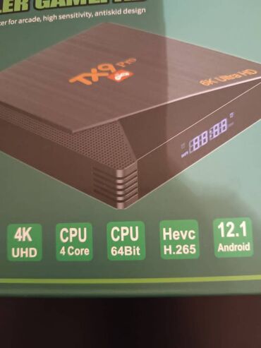 купить смарт приставку для телевизора: НОВЫЙ TV Box-S, 3500 игр, Ютуб, (мортал комбат, соник, супер марио