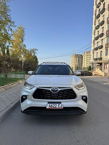 гранд хайландер: Toyota Highlander: 2022 г., 2.5 л, Автомат, Гибрид, Кроссовер — 1