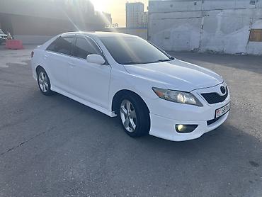Toyota: Toyota Camry: 2010 г., 2.5 л, Автомат, Бензин, Седан — 2