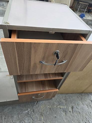 Rəflər: Kitab rəfi, Düz — 3