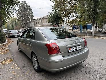 Toyota Avensis: 2003 г., 2 л, Автомат, Бензин, Хетчбек — 2
