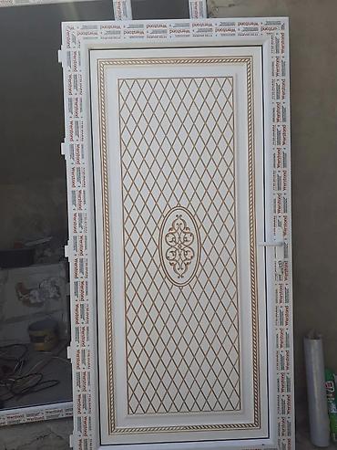 plastik qapi pencere: Plastik Naxışlı Hamam və Balkon Qapıları — 7