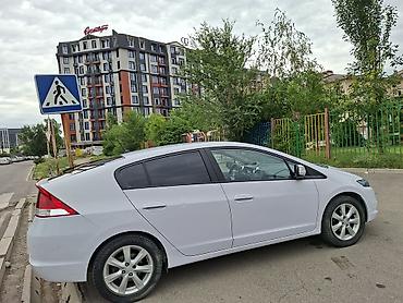 cha: Honda Insight: 2010 г., 1.3 л, Автомат, Гибрид, Хэтчбэк — 3