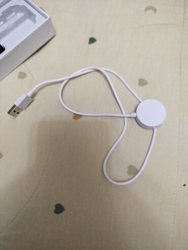 adapter dlya naushnikov apple: Часы новые хорошие за выгодную цену