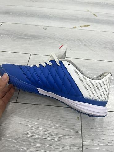 Спорт и отдых: Футбольные шиповки Nike Lunar Gato в ярком сине-белом исполнении — 3