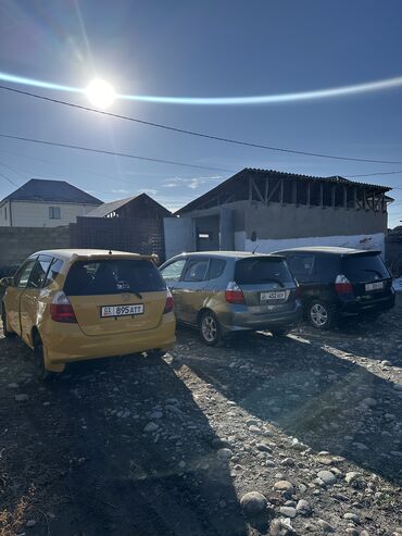 Honda: Honda Fit: 2005 г., 1.3 л, Вариатор, Бензин, Хэтчбэк — 2