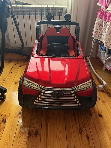 uwaq masini: Uşaqlar üçün elektrikli minik maşını – SUV tipli, qırmızı rəng — 1
