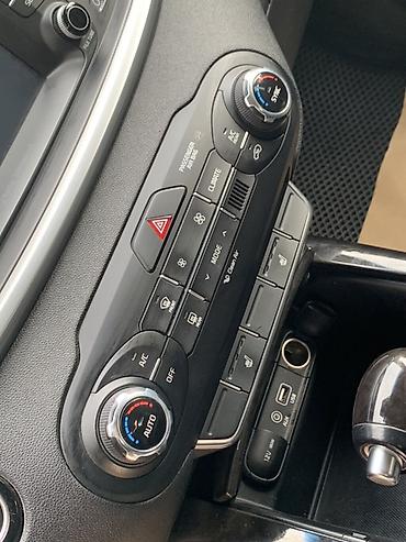 Kia: Kia Sorento: 2018 г., Кроссовер — 17