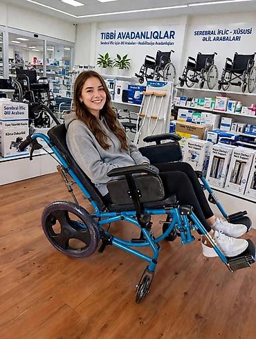 Serebral iflic və uzunmüddətli baxım üçün xüsusi funksional əlil