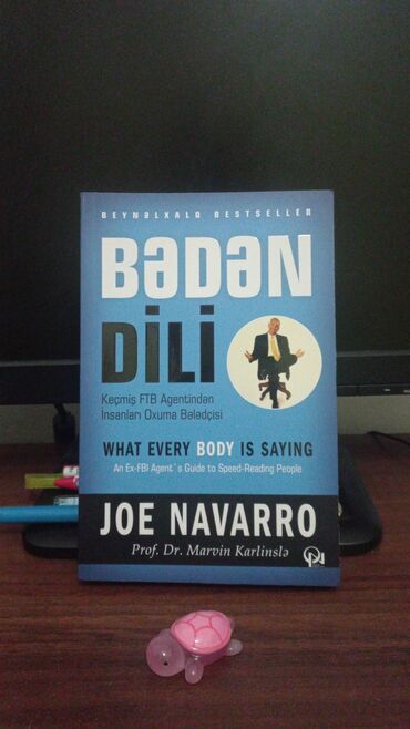Testlər: BƏDƏN DİLİ JOE NAVARRO SALAM ŞƏKİLDƏ GÖRDÜYÜNÜZ KİTABI ƏLDƏ ETMƏK