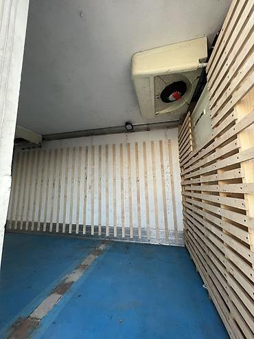 ищу полуприцеп шторка: Рефрижераторный фургон на базе Mercedes-Benz Sprinter Год 2005 — 10