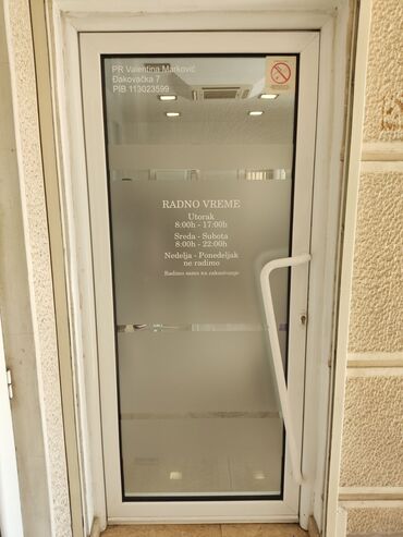 Građevinarstvo i rekonstrukcija: Lepljenje peskirnih folija na staklo — 6