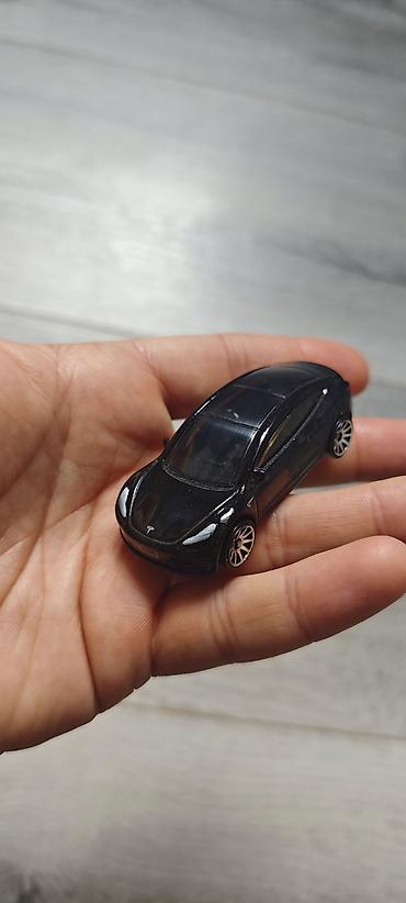 saxta baba satisi: Uşaq oyuncaqları – metal və plastikdən hazırlanmış 1:64 təxmini ölçülü — 10