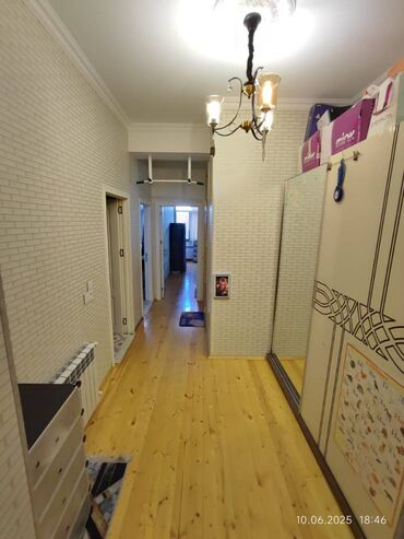 Uzunmüddətli kirayə mənzillər: Kohne guneshlide 40 nomreli avtobusun son dayanacaqinda Yeni tikilide — 16