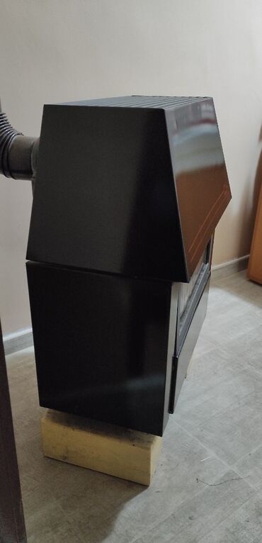 Etažne peći i kamini: Energent: Drvo i ugalj, Upotrebljenо, Pokupiti na licu mesta na lalafo.rs — 6 Etažne peći i kamini: Energent: Drvo i ugalj, Upotrebljenо, Pokupiti na licu mesta — 6