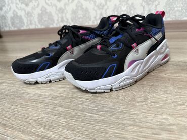 ярмарка обуви для проблемных ног бишкек: Стильные кроссовки Puma "TRC Blaze" в черном цвете с синими и розовыми