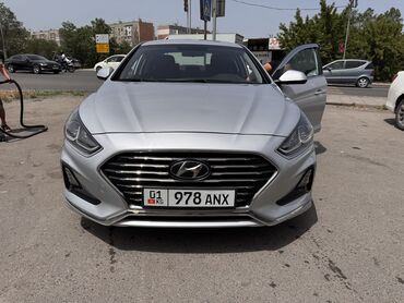 Легковой транспорт: Сдаю в аренду: Легковое авто, Под такси