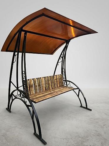 скамейка с козырьком: Скамейка Металл, Со спинкой, С крышей — 1