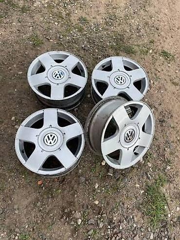 jetta 4: Колпаки R 15, Новый, Комплект — 1