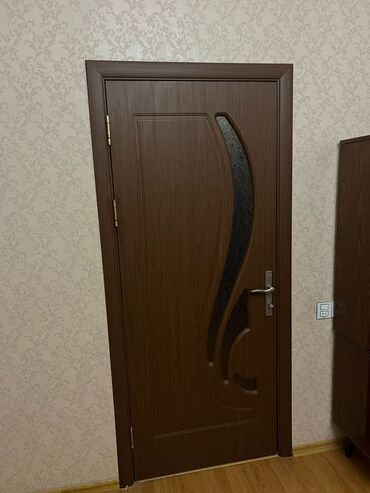 Divan və kreslo dəstləri: Qapi 3eded
90azn biri
Merdekan 3536 leli