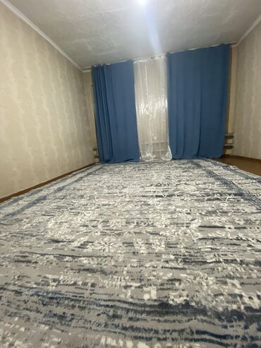 комната для одного человека: 65 м², С мебелью