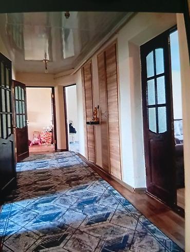 Продажа коттеджей и домов: Продаю дом 14комнат с бизнесом,сам дом 120 кв.м-5 комнат и 9 квартир — 9