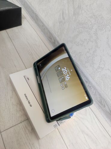 Планшеты: Планшет, Samsung, память 128 ГБ, 8" - 9", Wi-Fi, Б/у, Классический цвет - Серебристый — 1