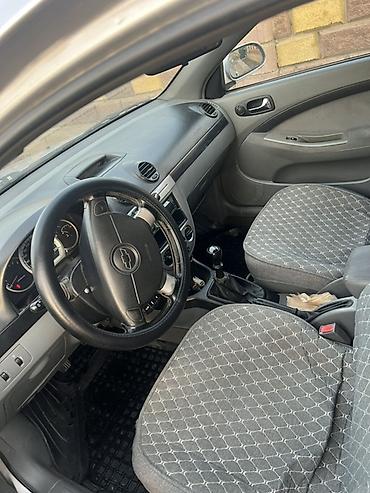 обмен спарк: Chevrolet Aveo: 2013 г., Механика, Седан — 4