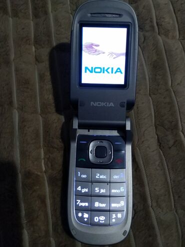 Nokia: Nokia preklopni telefon (clamshell) - Model sa spoljnim ekranom plave — 4