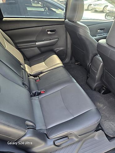 apollo solo: Toyota Prius V: 2012 г., 1.8 л, Гибрид, Минивэн — 5