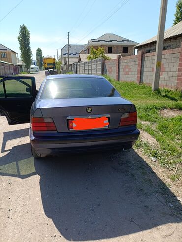 мир подшипников: BMW 318: 1996 г., 1.8 л, Механика, Бензин, Седан