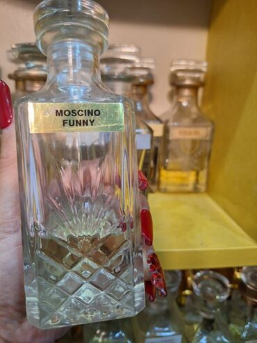 Ətriyyat: Ətirlərin satışı — 11