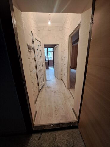 Yeni tikili: Bakı şəhərinin Nəsimi rayonunda, #28 May metro stansiyasına yaxın — 2