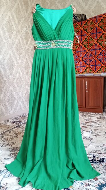 зеленое вечернее платье: Вечернее платье, Длинная модель, Атлас, Без рукавов, Камни, M (EU 38)